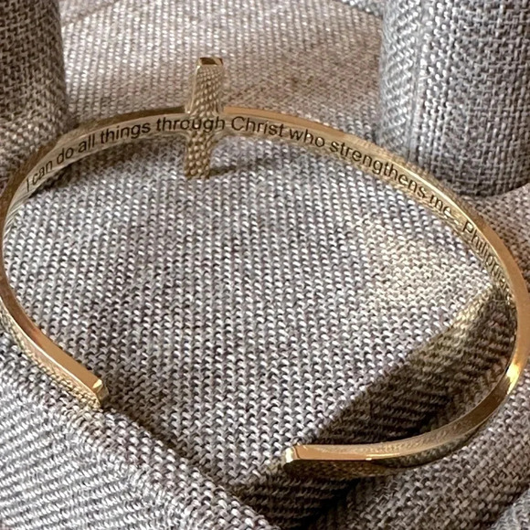18k PVD Stainless Steel Cross Cuff Inspirational Quote Bracelet Philippians 4:13 - Picture 5 of 5